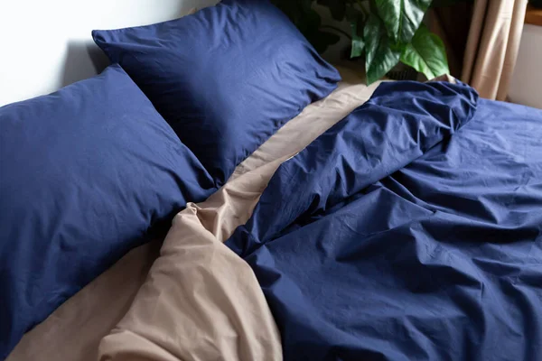 床罩和枕头棉底的密闭 — 图库照片