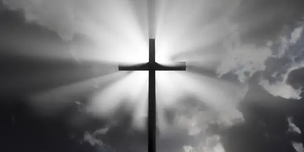 Jesus Cristo Crucifixo Cristão Cruz Frente Céu Tempestuoso Com Nuvens — Fotografia de Stock