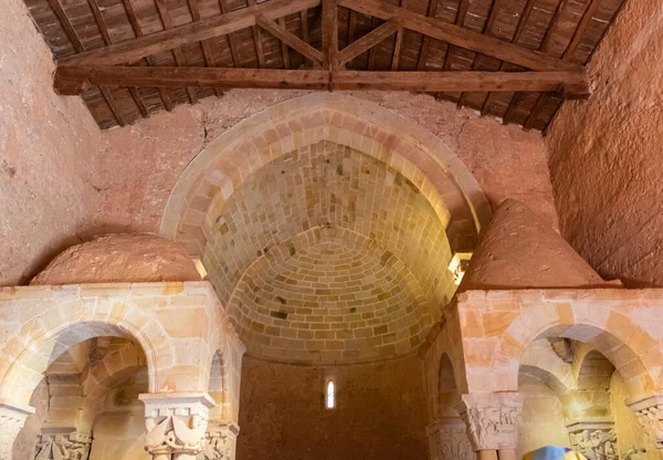 Interior Romanesque Catholic Church Wooden Ceiling — Stock Photo, Image