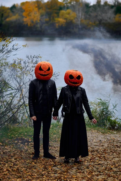 Halloween Boy Girl Pumpkins Heads — Stock Photo, Image