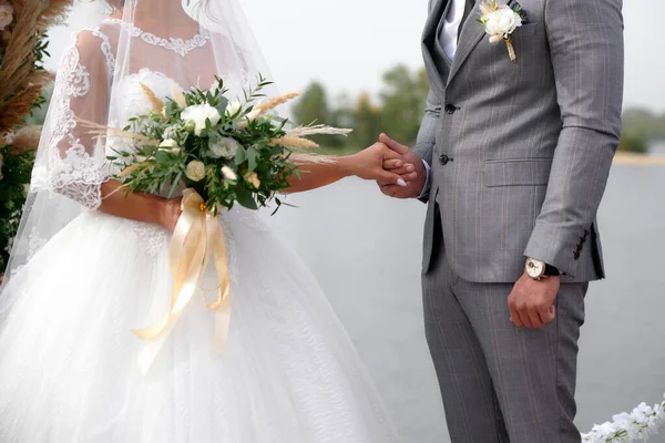 Photo Bride Wedding Bouquet — Stock Photo, Image