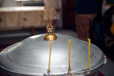 Kilise öznitelikleri ve içerideki görünüm