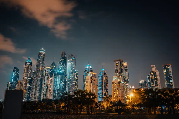 Dubai Şehir Merkezi Gece Sahnesi Bae Güzel Modern Binalar Parlak — Stok fotoğraf