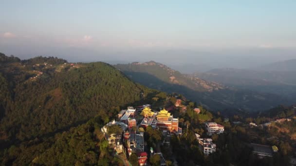 Grande Mosteiro Budista Thrangu Tashi Yangtse Nepal Perto Stupa Namobuddha — Vídeo de Stock