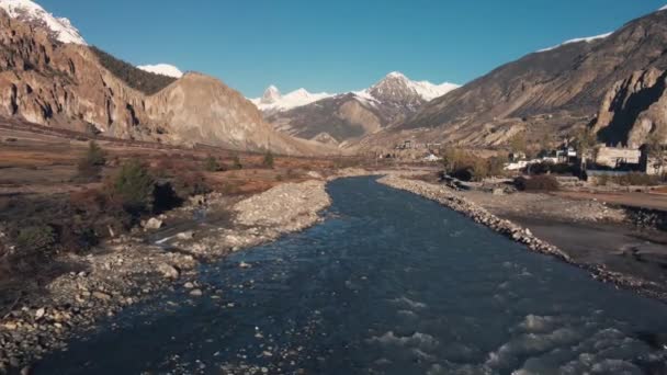 Pico Coberto Neve Nas Montanhas Himalaia Região Annapurna Nepal Perto — Vídeo de Stock
