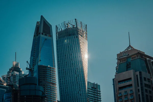 Центр Дубая Перекресток Шейха Заида Фасида Перед Закатом Цветущим Небом — стоковое фото