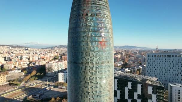 Widok Torre Glories Słynny Wieżowiec Futurystyczna Architektura Torre Agbar Piętrowy — Wideo stockowe