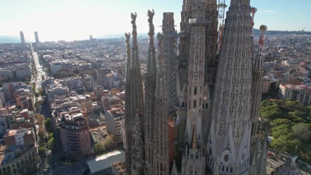 Aerial Scenic View Barcelona City Skyline Sagrada Familia Catholic Cathedral — Vídeo de Stock