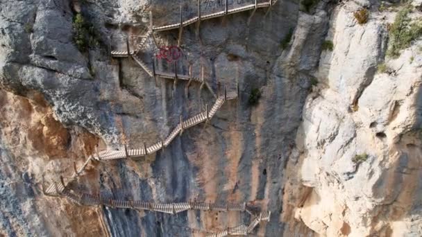 Panoramique Belle Vue Aérienne Vertigineuse Impressionnante Haut Bas Escalier Bois — Video