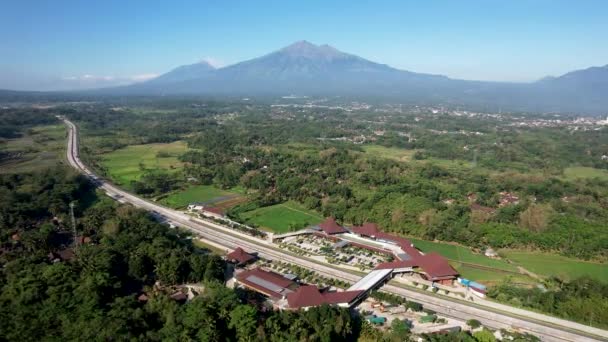 Luftaufnahme Des Parkplatzes Auf Dem Rastplatz Pendopo 456 Salatiga Semarang — Stockvideo
