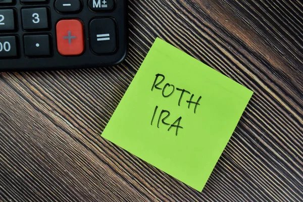 Concept Roth Ira Write Sticky Notes Isolated Wooden Table — Stock Photo, Image