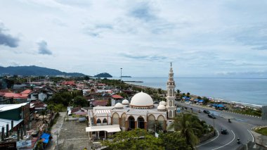 Aerial view of Mujahidin Mosque Largest Masjid in Padang, Ramadan Eid Concept background, Beautiful Landscape mosque, Islamic background Mosque, Travel and tourism. Padang, Indonesia, January 27, 2023