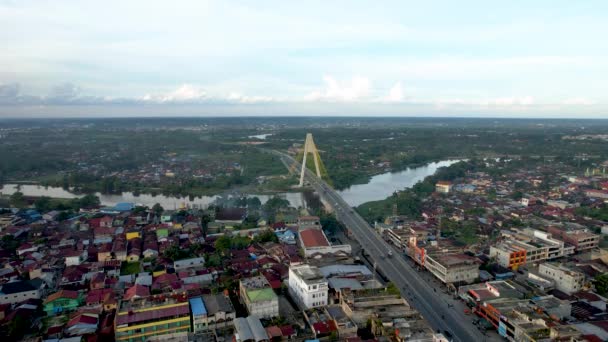 Pemandangan Udara Jembatan Siak Jembatan Abdul Jalil Alamuddin Syah Atas — Stok Video