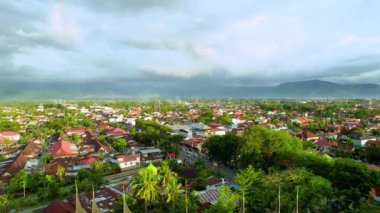 Rumah Gadang 'ın hava manzarası, Minangkabau Geleneksel Evi Padang, Batı Sumatra Endonezya. Padang, Endonezya, 19 Mart 2023