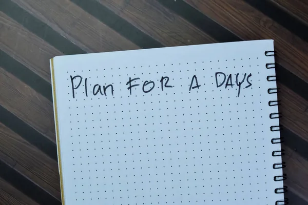 Concept Plan Days Écrire Sur Livre Isolé Sur Une Table — Photo