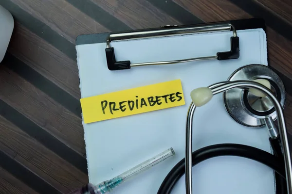 Concept Prediabetes Write Sticky Notes Stethoscope Isolated Wooden Table — Foto de Stock