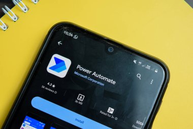 Akıllı Telefon ekranında Güç Otomatiği uygulaması. Automate, Microsoft Corporation tarafından geliştirilen ücretsiz bir web tarayıcısıdır. Bekasi, Endonezya, 28 Şubat 2024