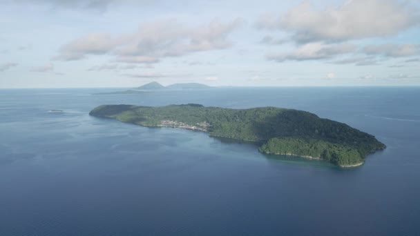 Pulau Nun Havadan Görünüşü Banda Adalarından Birini Yönetiyor Maluku Endonezya — Stok video