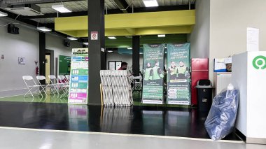Güney Jakarta 'daki Gojek Ofis binasının manzarası. Çevrimiçi ulaşım hizmeti şirketi. Bekasi, Endonezya, 22 Nisan 2024