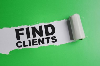 Parçalanmış kağıt ile yazılmış istemci metni bul