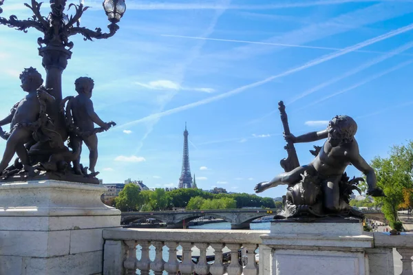 Paříž Francie Září 2022 Pohled Sochy Konce Století Eiffelovou Věží — Stock fotografie