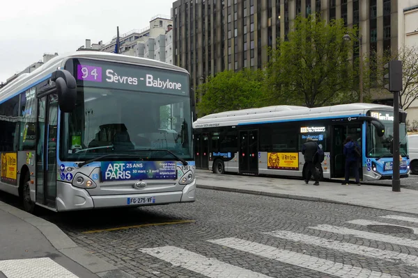 París Francia Abril 2023 Transporte Público Ratp Autobús Eléctrico Utilizado — Foto de Stock
