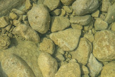 Girit 'te su altında güzel kayalar