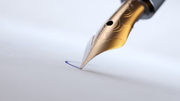 Altın Gümüş Kağıt Üzerinde Mürekkeple Detaylı Kalem Yazısı Bir Kağıt — Stok video
