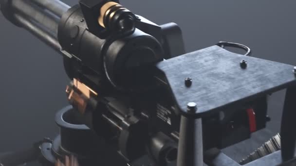 Minigun Menembak Target Yang Tak Terlihat Senjata Api Logam Mematikan — Stok Video