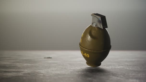 Kamera Hodila Ruční Granát M26 Otočný Citrónový Granát Bez Bezpečnostní — Stock video