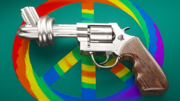 Револьвер Узлом Стволе Металлический Пистолет Нанесенный Зеленую Ткань Символом Мира — стоковое видео