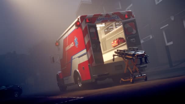 Breed Geopende Ambulancewagen Het Midden Van Lege Weg Met Brancard — Stockvideo