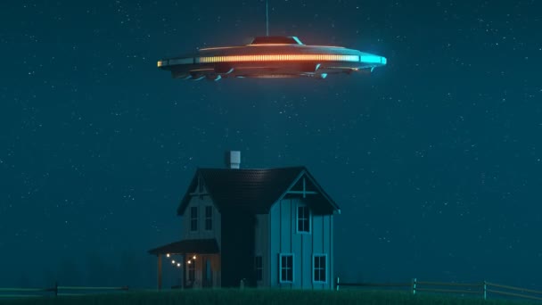 Silhouette Circulaire Invasion Extraterrestre Soucoupe Volante Métal Brillant Dessus Ferme — Video