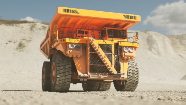 Gele Grote Vuilniswagen Midden Een Uitgestrekte Opgraving Giant Industriële Machines — Stockvideo