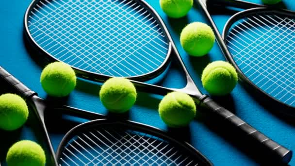 Tenis Için Sonsuz Spor Ekipmanları Tenis Takımlarına Bak Tenis Raketi — Stok video