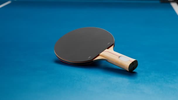 Camera Focusing Table Tennis Bat Zooming Out Aerial View Table — Stock Video
