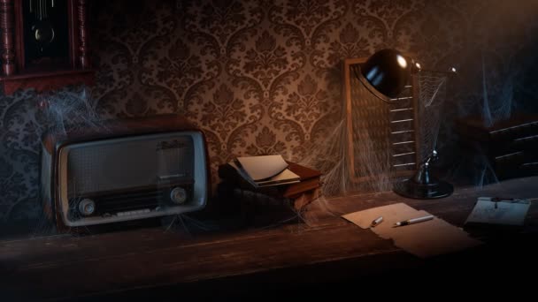 Eski Ahşap Masa Sandalyeli Eski Bir Oda Ilık Işıkla Kaplı — Stok video