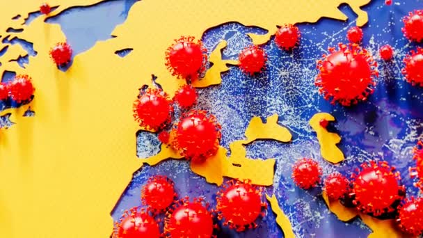带有红病毒细胞的地球地图 Covid在全球各地传播 大注射器注射治疗 全球疫苗行动计划的概念 科罗纳威斯疫苗打针 流行病的结束 — 图库视频影像