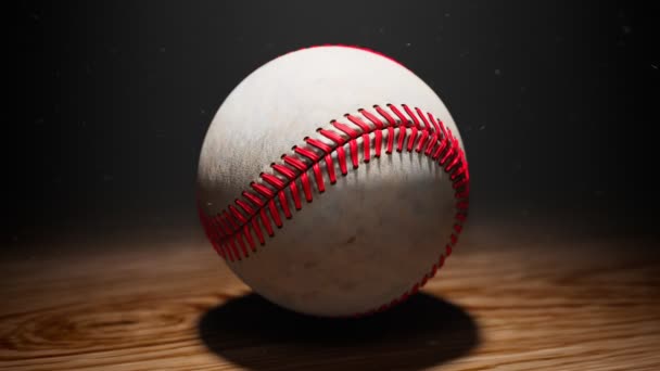 棒球赛令人惊叹的动画 一个孤立的白色皮革球与红色似乎在黑暗的背景 摄像机在球周围喘息 大联盟棒球 美国的运动 美丽柔和温暖的光线 — 图库视频影像