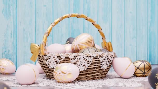 Traditionele Paasmand Vol Met Decoratieve Eieren Tijdens Lenteviering Stapel Glamourkleurige — Stockvideo