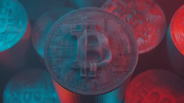Вокселі Утворюють Стопки Золотих Монет Bitcoin Видобуток Біткоїнів Концепція Віртуальної — стокове відео