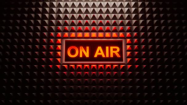 Профессиональная Студия Звукозаписи Красный Знак Эфире Звукоизолирующей Пены Анимация Радиостанций — стоковое видео