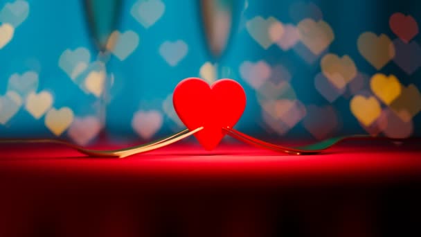 Rött Hjärta Mellan Två Gyllene Gafflar Ett Restaurangbord Romantisk Dejt — Stockvideo