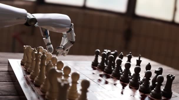 Lesklá Futuristická Robotická Paže Hrající Šachy Robotí Ruka Šachovnici Umělá — Stock video