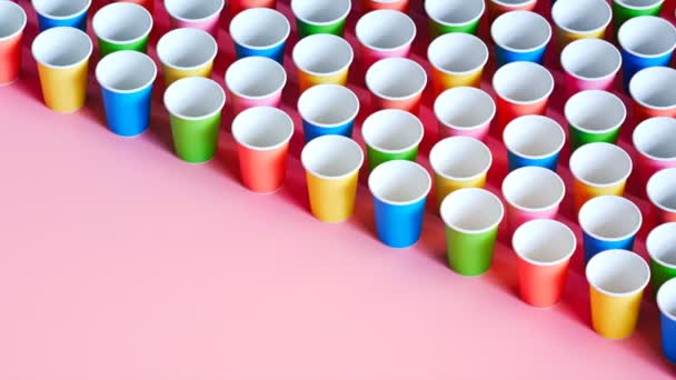 Велика Кількість Різнокольорових Чашок Напоїв Святкування Дитячої Вечірки Днем Народження — стокове відео