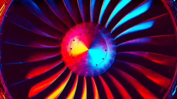 スピニングジェットエンジンフロントファンのクローズアップショット ボーイングの飛行機の詳細なCfm56ターボファン ゆっくりと穏やかな回転子運動は 航空業界の精度を象徴しています ループ — ストック動画