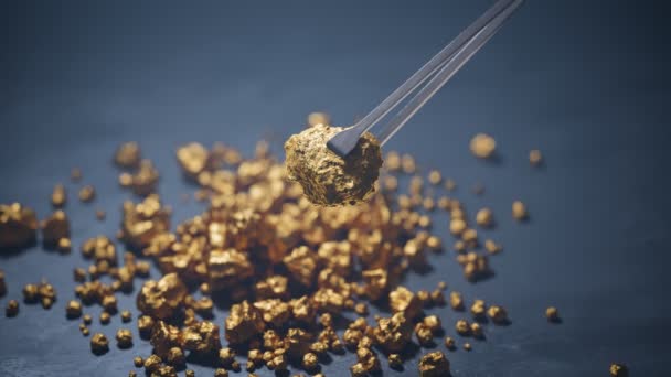 Ett Skinande Guldmynt Som Hålls Pincett Dyr Ädel Metall Guldklimp — Stockvideo