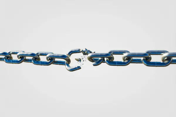 Rendering Metal Steel Chains Blown Pieces Symbolizing Concept Breaking Free — Stock Photo, Image