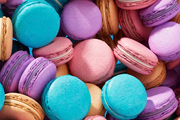 Colorful Pile French Macarons Made Almonds Filled Sweet Cream Placed — Stock Photo, Image