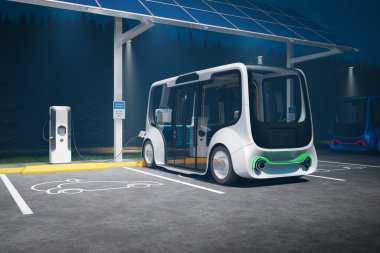 Elektrikli minibüs şarj istasyonu. Bir araç aküyü şarj etmek için otoparkta durdu. Çevre dostu araba kavramı. Elektrikli araba elektriğe takılıyor. Elektrohareketlilik. EV